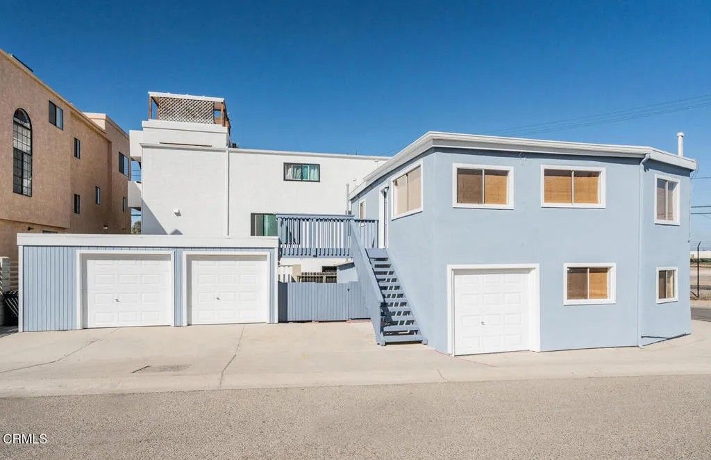 Photo of 387 Highland Drive, Oxnard, CA 93035 (MLS # V1-32826)