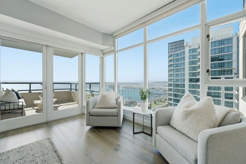 Tiny photo for 1199 Pacific Highway #3401, San Diego, CA 92101 (MLS # 260019097)