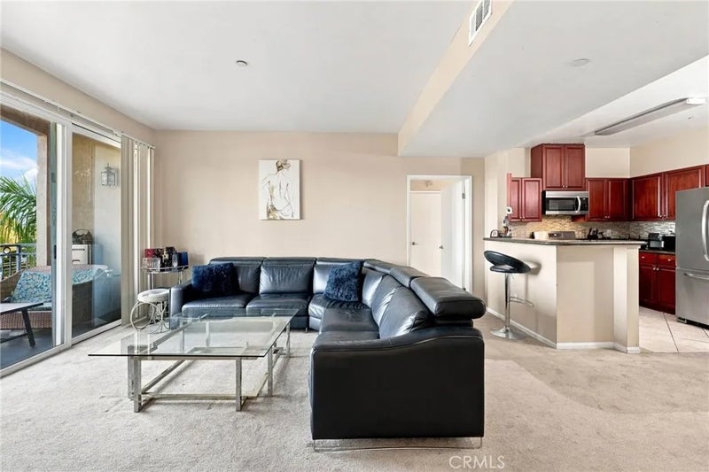 13941 Sherman Way 407