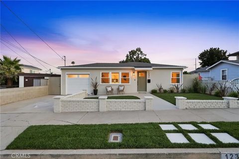 Photo of 1231 W Santa Cruz Street, San Pedro, CA 90732 (MLS # SB26098810)