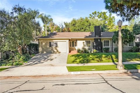 Tiny photo for 13707 Philadelphia St, Whittier, CA 90601 (MLS # NP25273839)