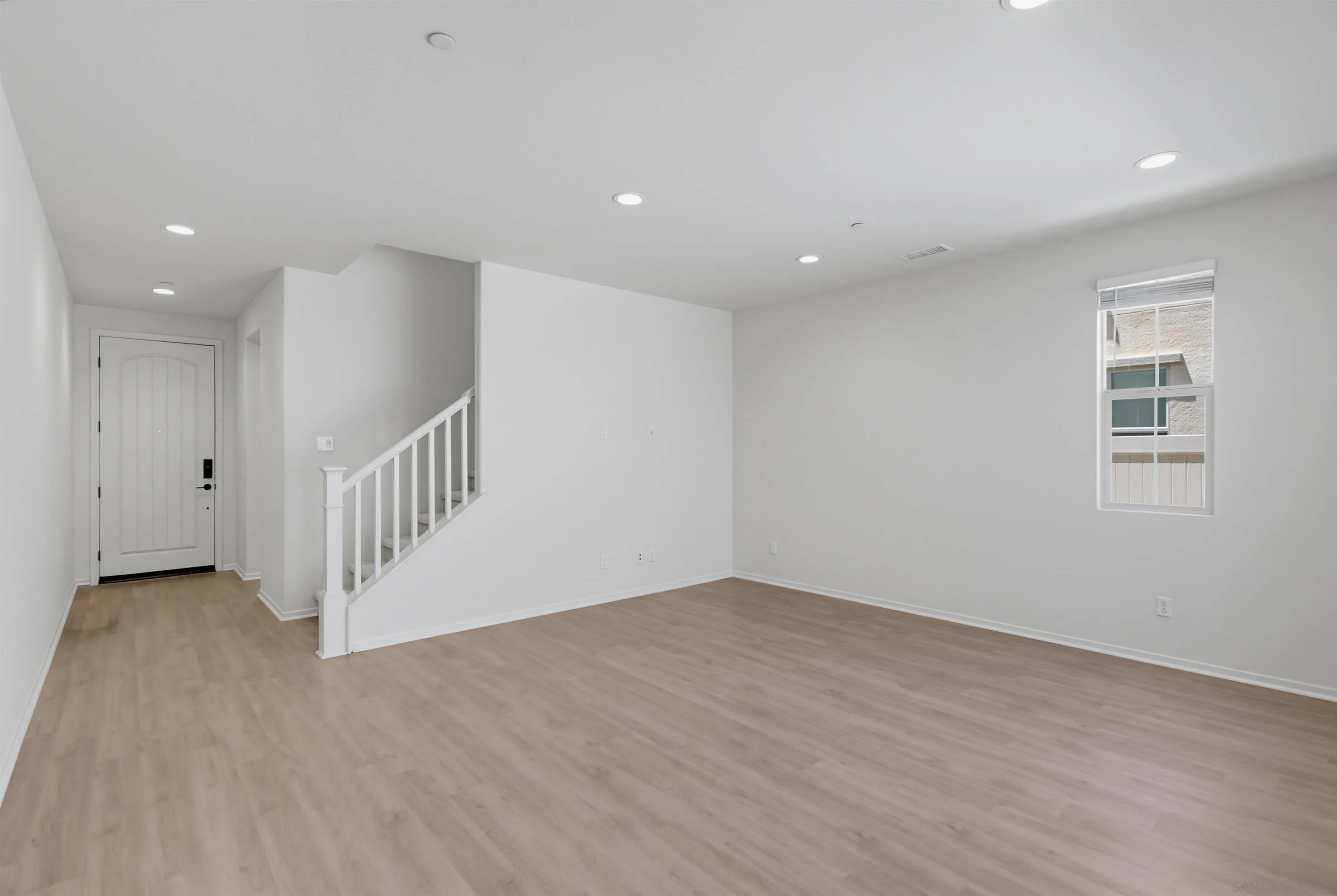 732 Merit Dr