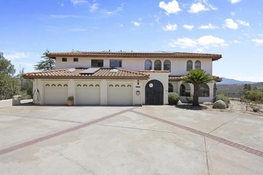 Photo of 23742 Calistoga Place, Ramona, CA 92065 (MLS # PTP2507941)