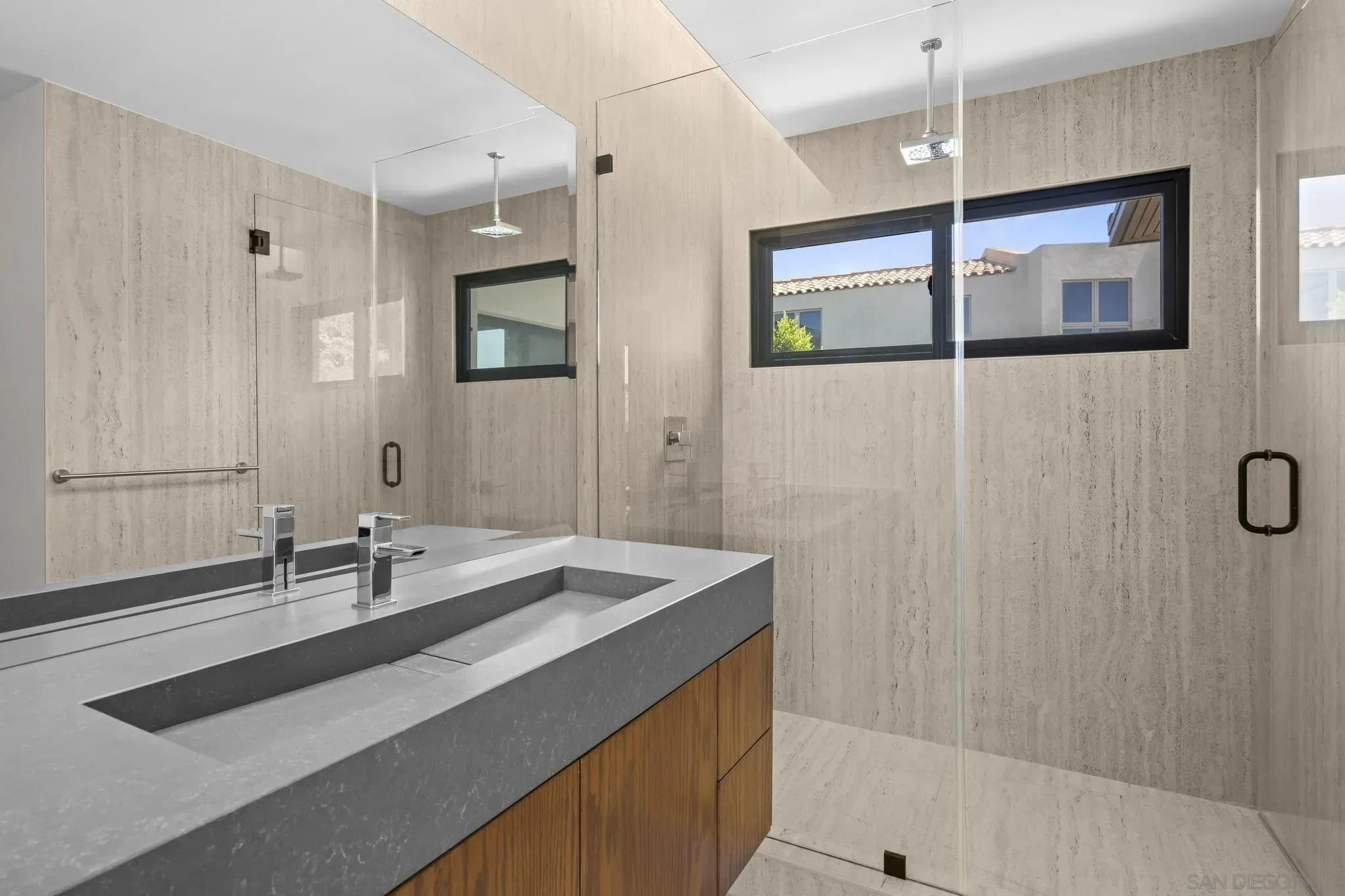 San Diego, California 92109, United States, 4 Bedrooms Bedrooms, ,6 BathroomsBathrooms,Residential,Active,189184