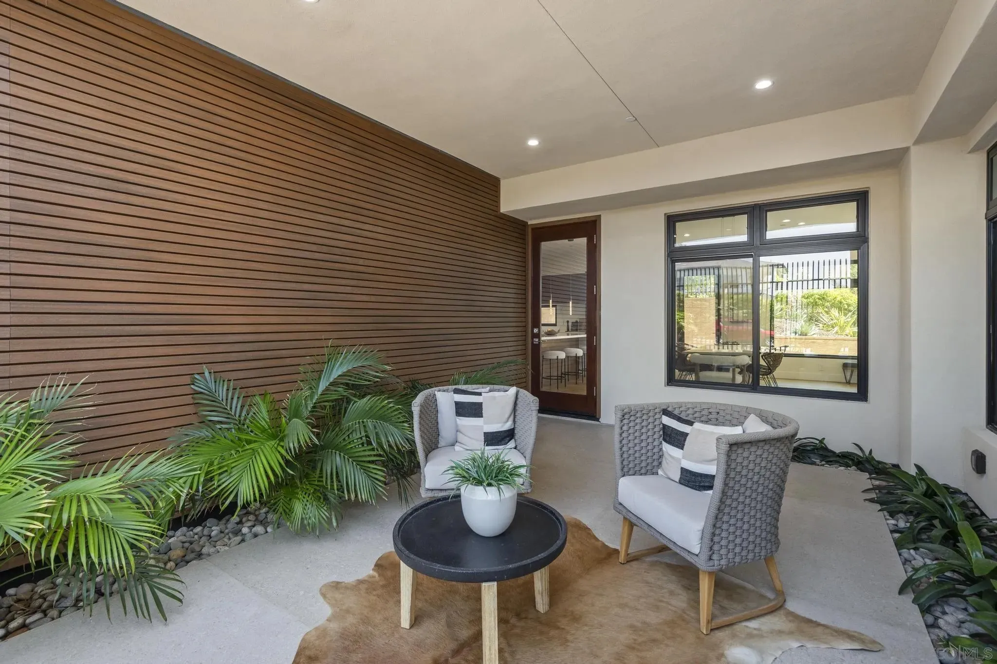 San Diego, California 92109, United States, 4 Bedrooms Bedrooms, ,6 BathroomsBathrooms,Residential,Active,189184