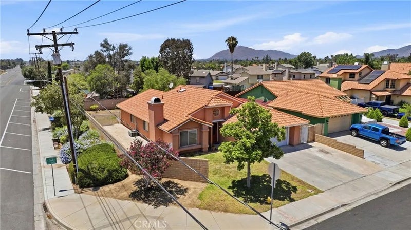 13997 Chervil Court
