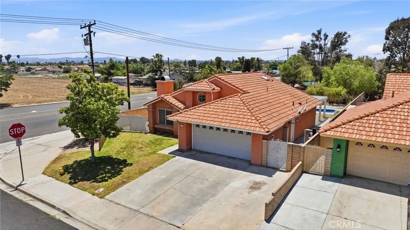 13997 Chervil Court