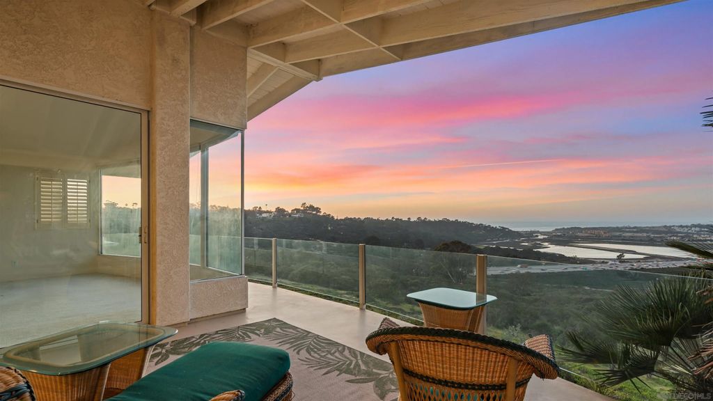 Photo of 13286 Ocean Vista Rd, San Diego, CA 92130 (MLS # 260003962)