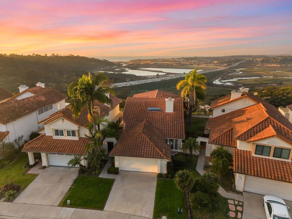 Photo of 13286 Ocean Vista Rd, San Diego, CA 92130 (MLS # 260003962)