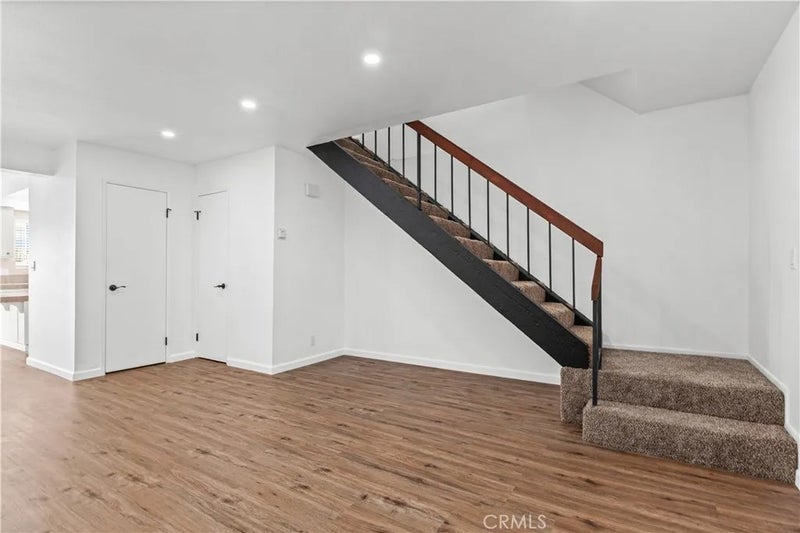 413 E Park