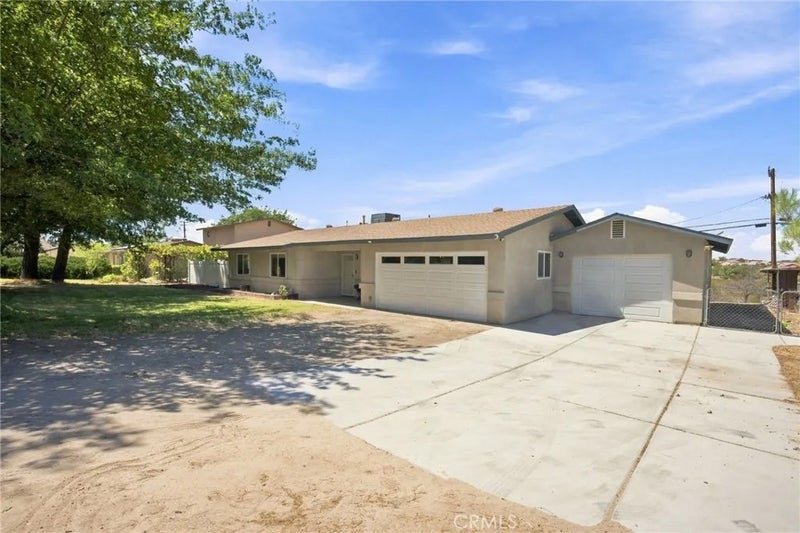 15906 Heatherdale