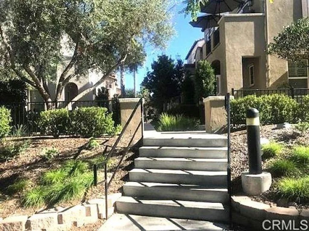Photo of 16926 Vasquez Way #86, San Diego, CA 92127 (MLS # NDP2509889)