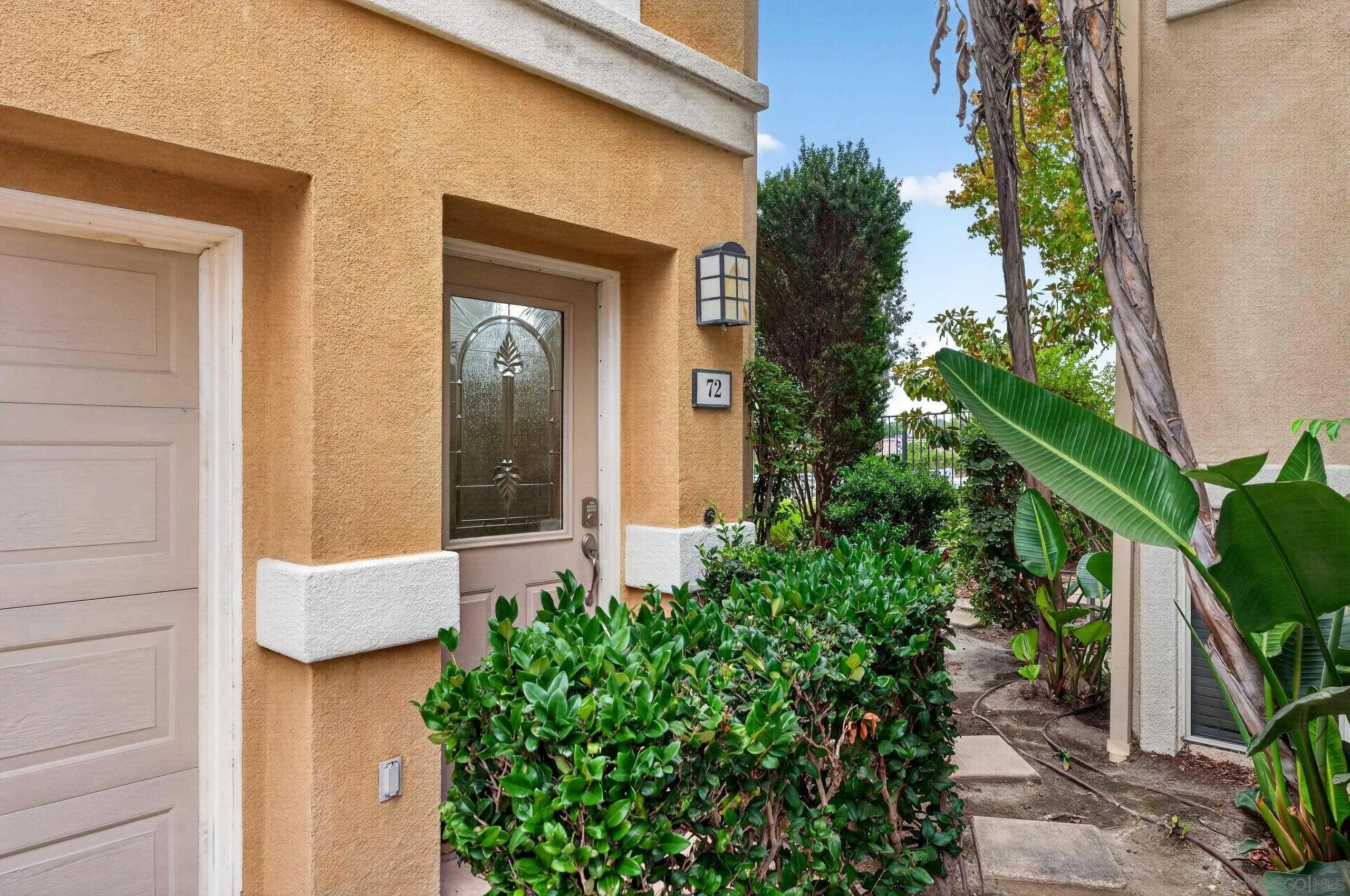 12664 Carmel Country 72 72