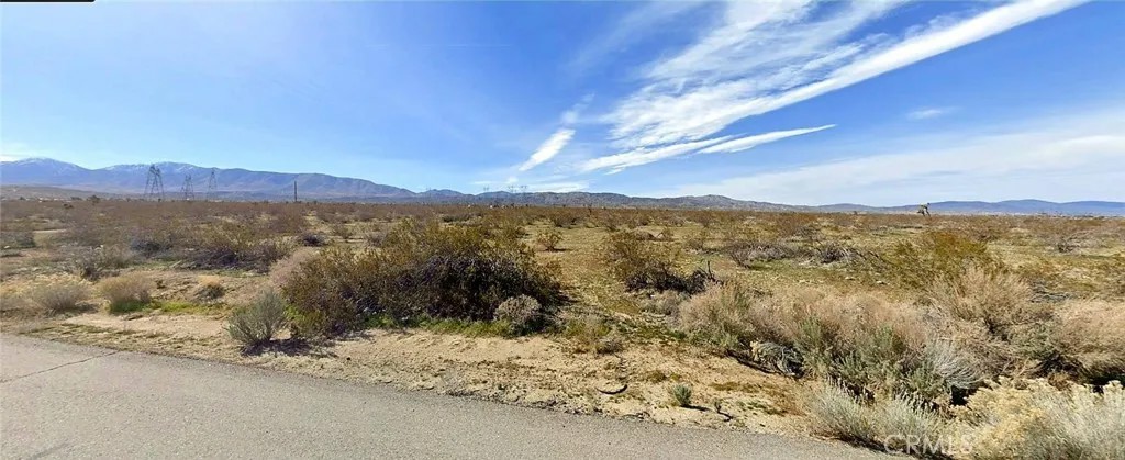 10707 Pearblossom Hwy