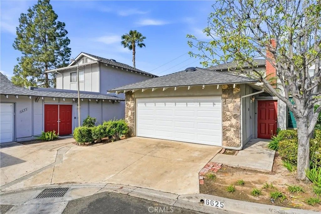 Photo of 6625 Kameha CIR, Yorba Linda, CA 92886 (MLS # PW26087196)