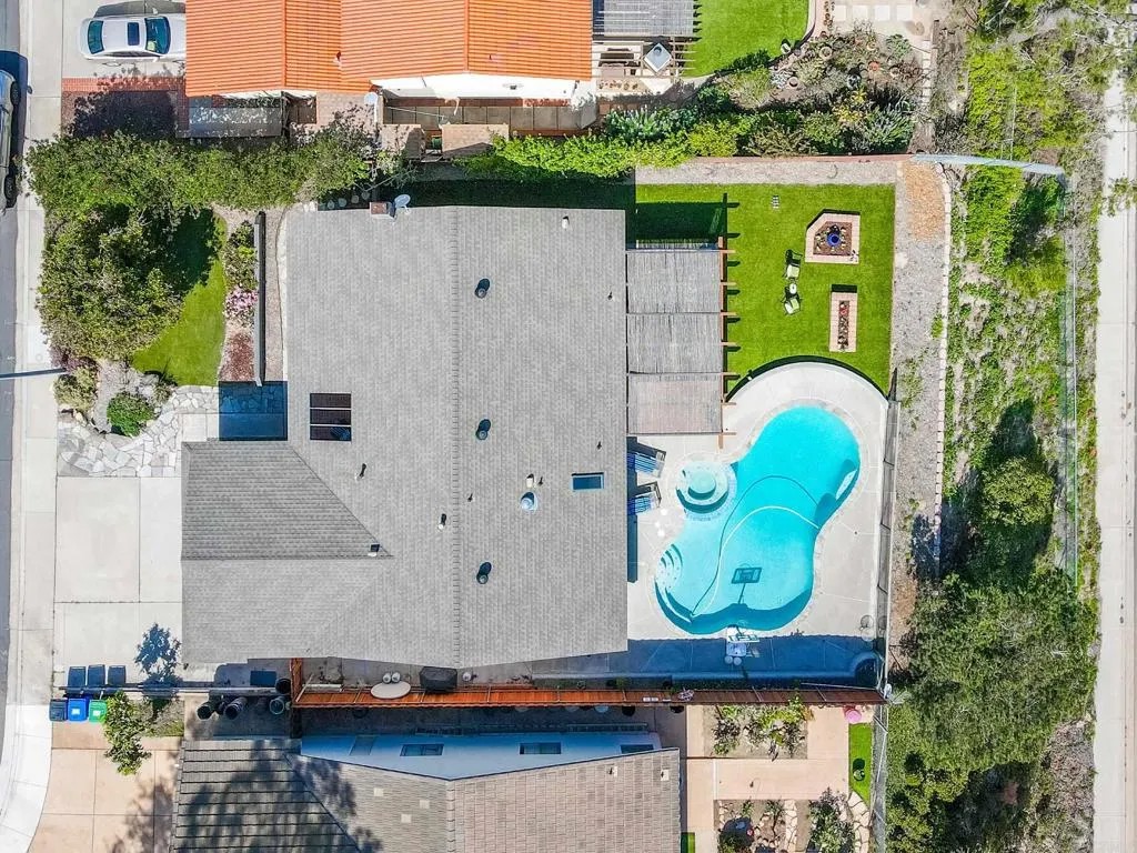 12911 Biscayne Cove