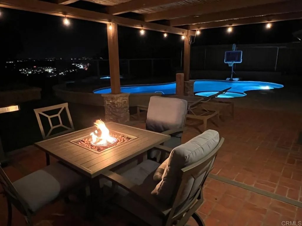 12911 Biscayne Cove