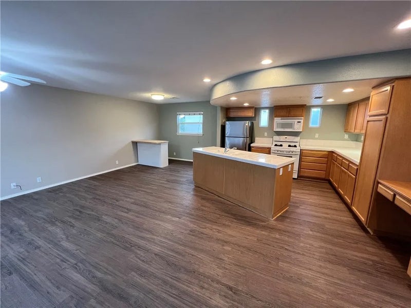 1144 Walnut 2