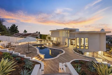 7215 El Fuerte Carlsbad CA 92009