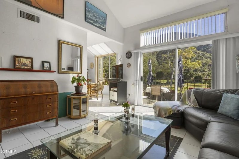 6272 Paseo Encantada