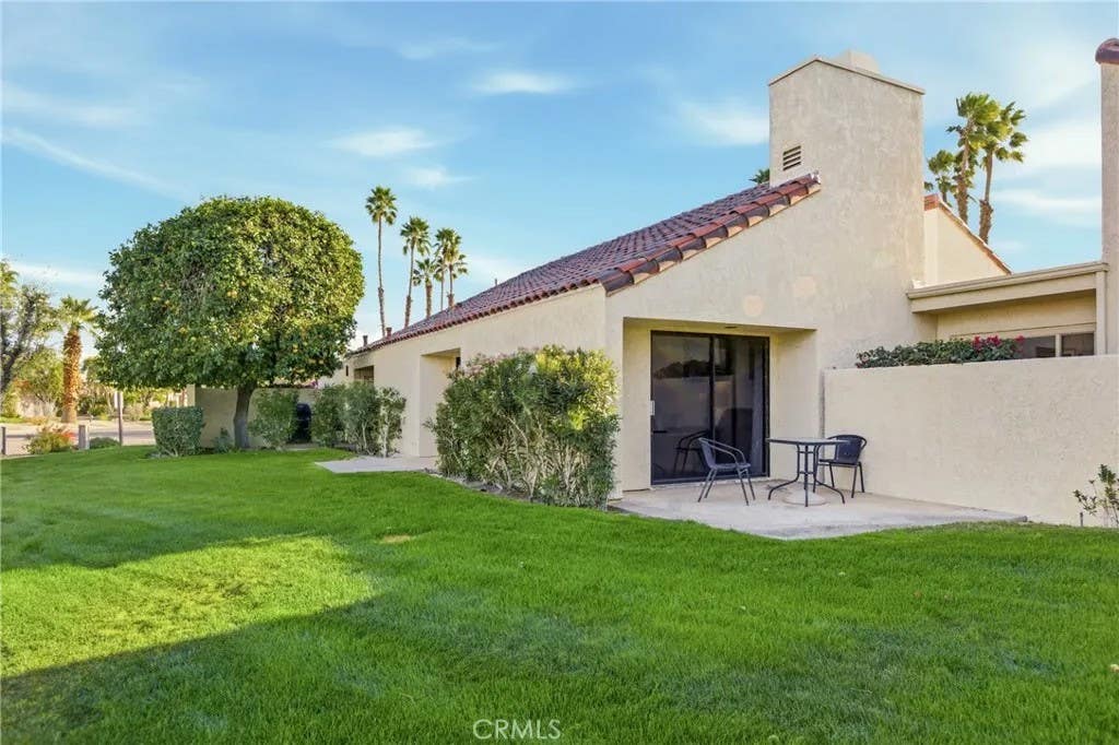 Photo of 450 Sunningdale Dr, Rancho Mirage, CA 92270 (MLS # IG26035072)