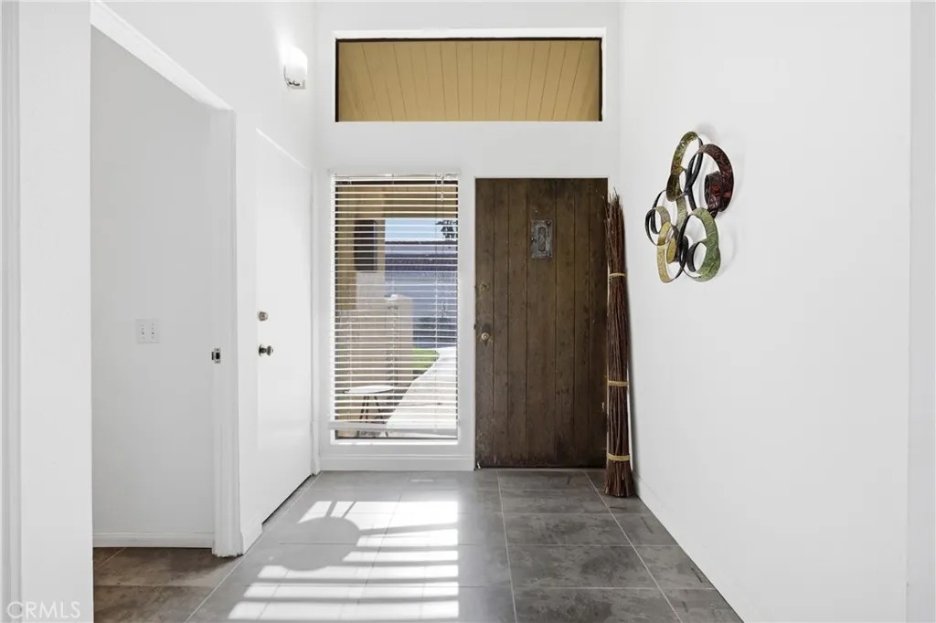 450 Sunningdale