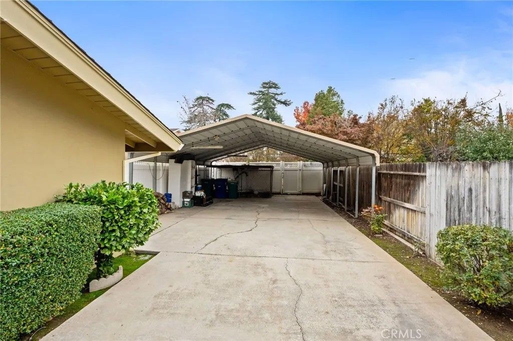 Photo of 1011 Wyoming Drive, Merced, CA 95340 (MLS # FR25271180)