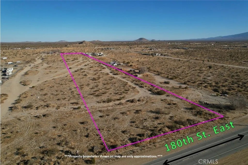 Photo of 39280 180th, Palmdale, CA 93591 (MLS # HD26029516)