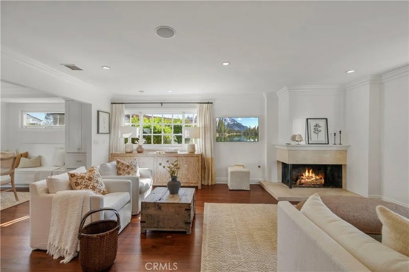 10611 Calm Hill