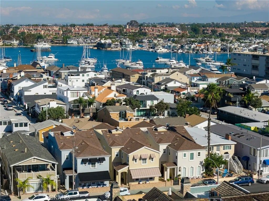 Photo of 208 E Balboa Blvd, Newport Beach, CA 92661 (MLS # PW26006153)