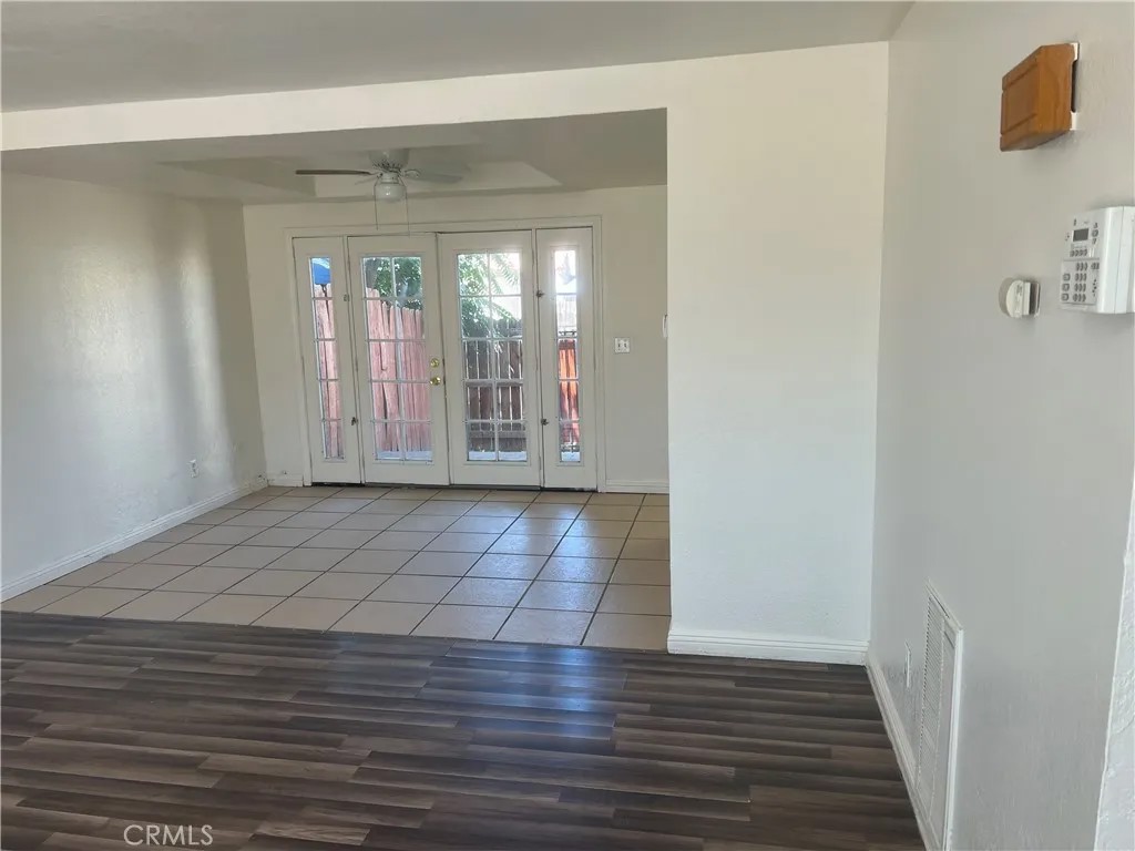 1480 E Marshall 28