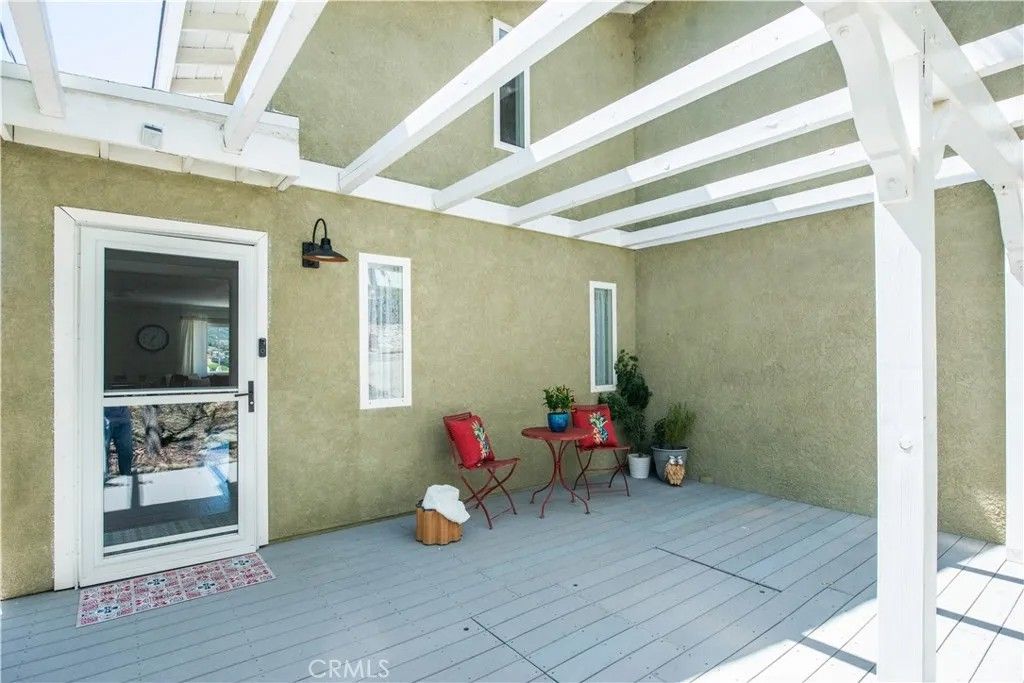 Photo of 14966 Littleboy Drive, Lake Hughes, CA 93532 (MLS # SR26074432)