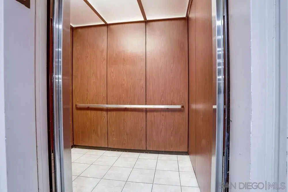 La Jolla, California 92037, United States, 3 Bedrooms Bedrooms, ,3 BathroomsBathrooms,Residential,Active,162290