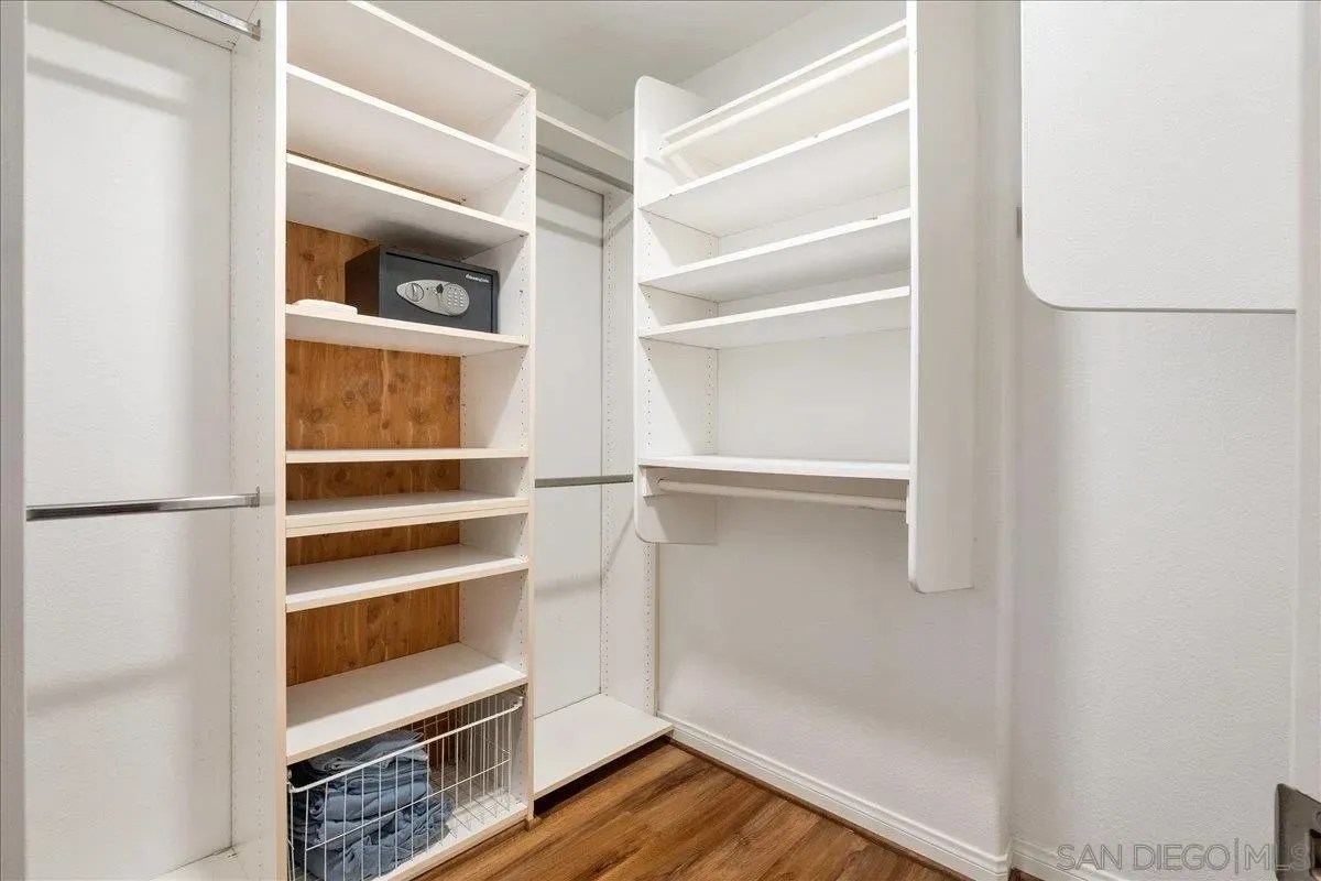 La Jolla, California 92037, United States, 3 Bedrooms Bedrooms, ,3 BathroomsBathrooms,Residential,Active,162290