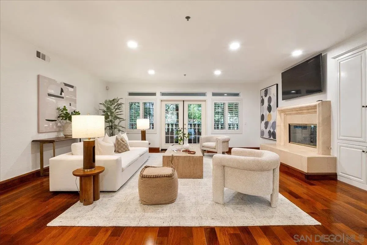 La Jolla, California 92037, United States, 3 Bedrooms Bedrooms, ,3 BathroomsBathrooms,Residential,Active,162290