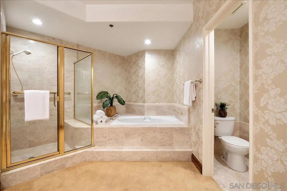 La Jolla, California 92037, United States, 3 Bedrooms Bedrooms, ,3 BathroomsBathrooms,Residential,Active,162290