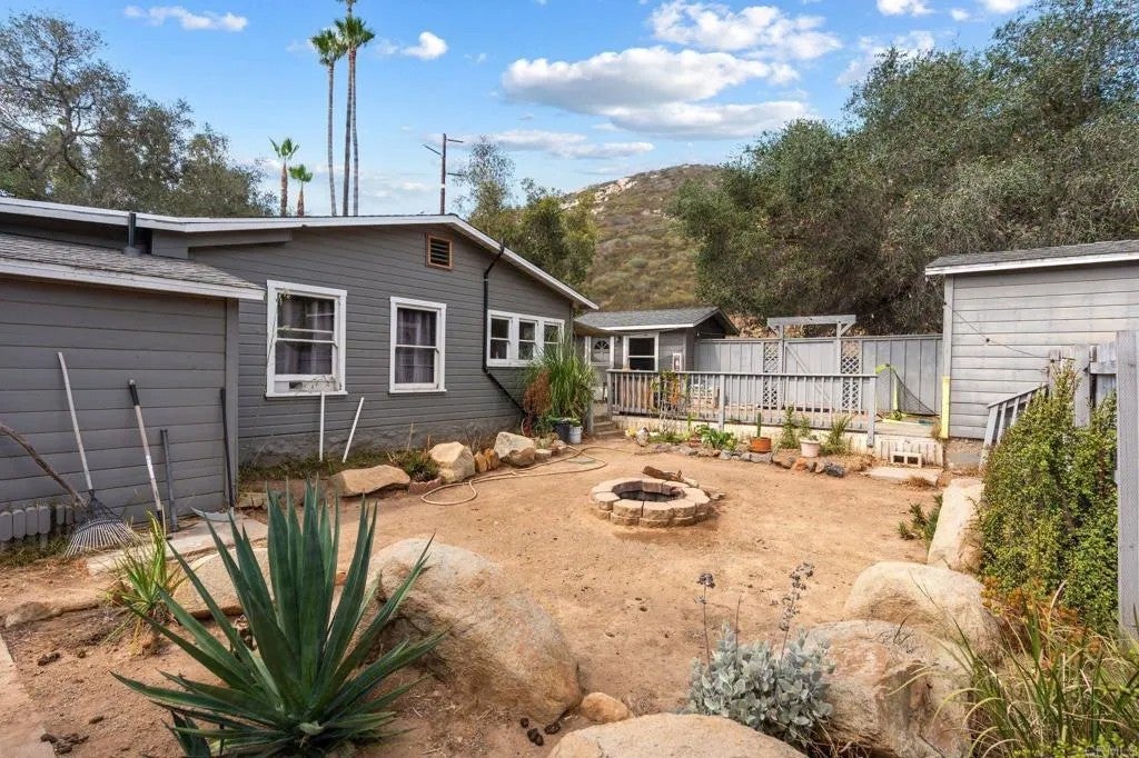 9704 Del Dios Highway