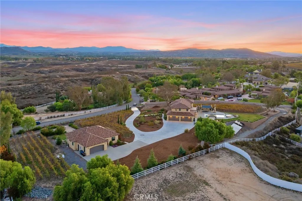 39547 Calle Cabernet