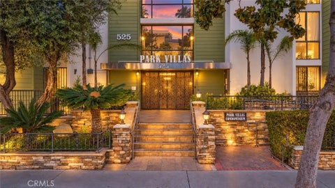 Photo of 525 S Ardmore AVE #253, Los Angeles, CA 90020 (MLS # DW26212767)