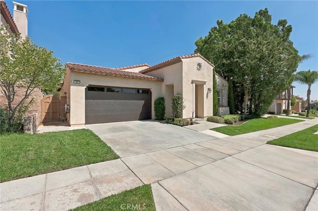 1451 Cole Lane