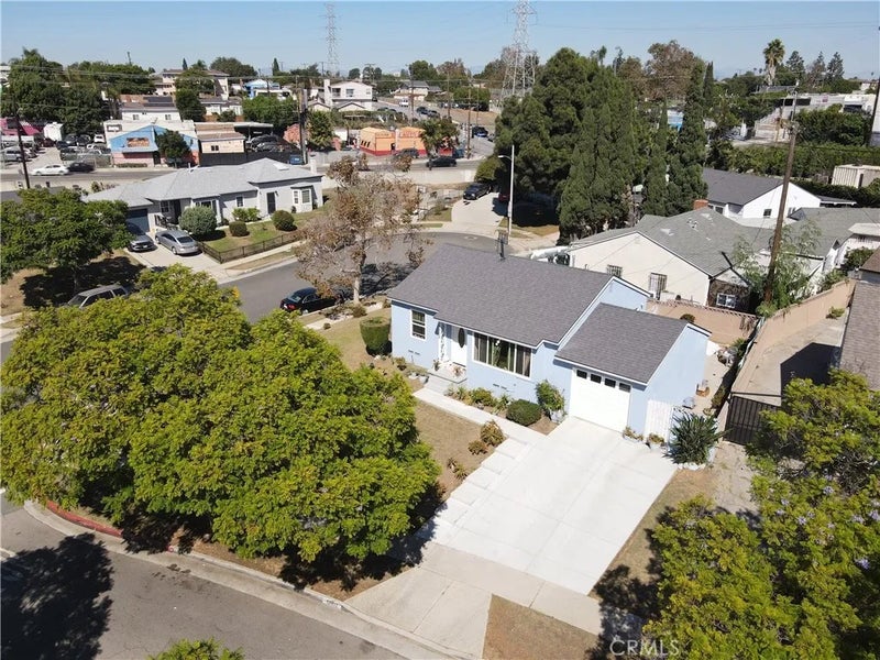 12902 S Berendo