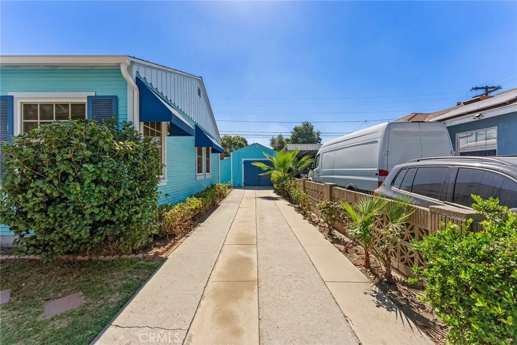 110 E Morningside