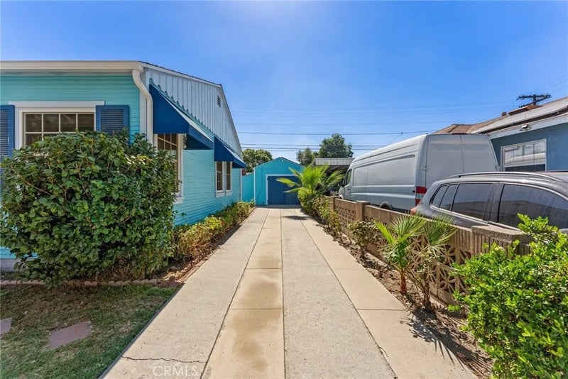 110 E Morningside