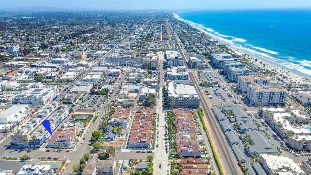 Photo of 424 N Tremont Street, Oceanside, CA 92054 (MLS # NDP2602755)