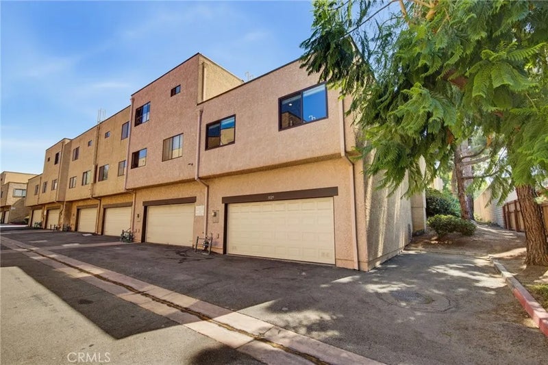 1025 Sheila Court