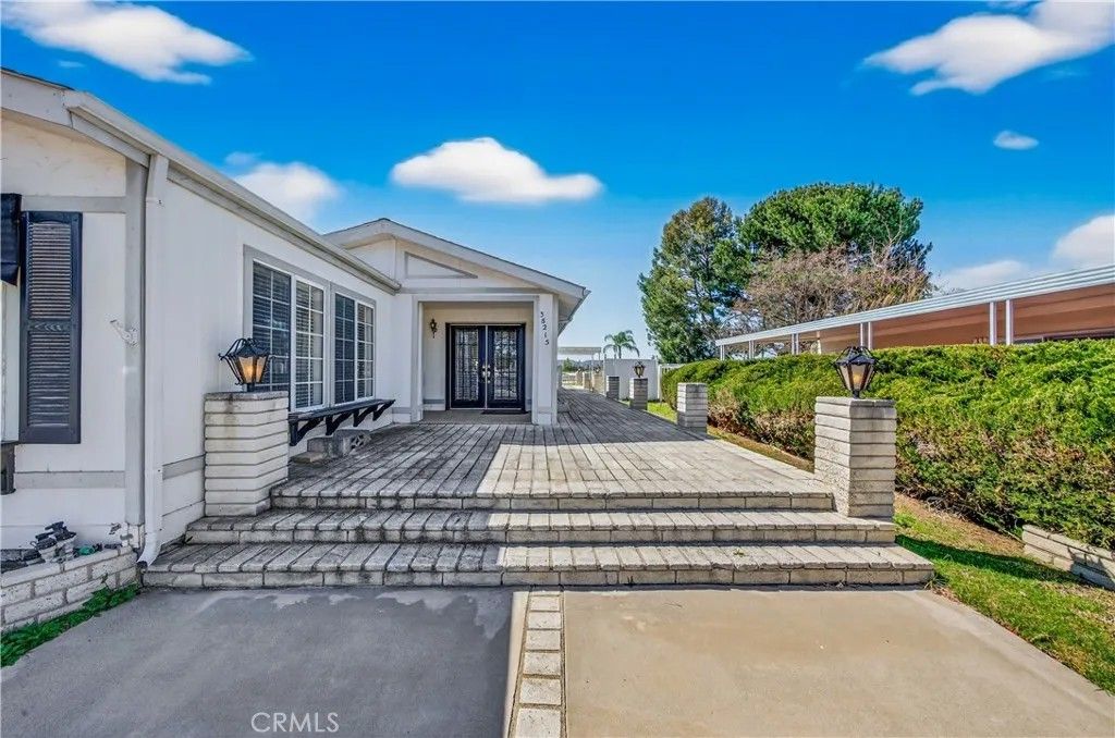 Photo of 38215 Via Tafffia #C, Murrieta, CA 92563 (MLS # SW26040337)