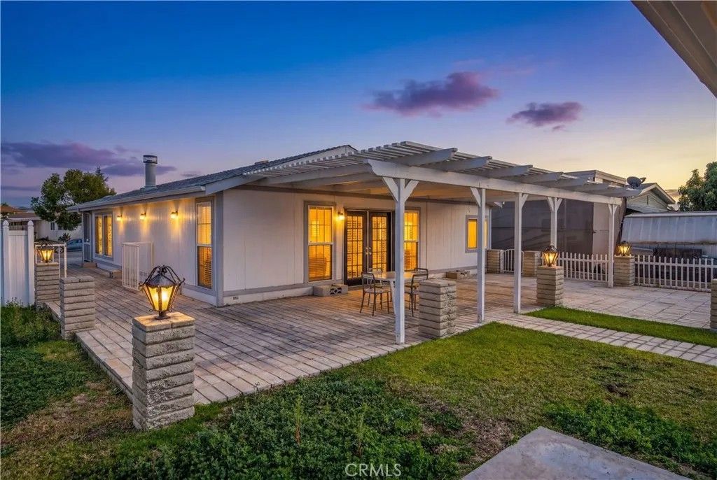 Photo of 38215 Via Tafffia #C, Murrieta, CA 92563 (MLS # SW26040337)