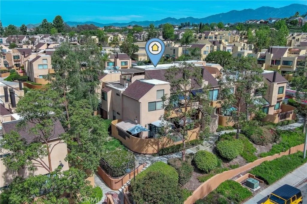 Photo of 25671 Le Parc #8, Lake Forest, CA 92630 (MLS # SW26058787)