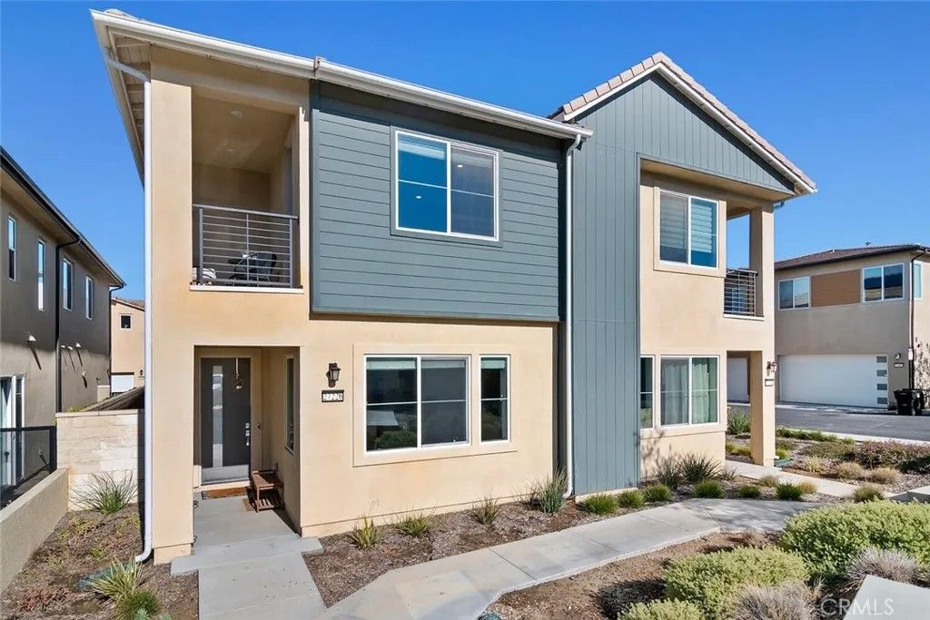 Photo of 27226 Red Willow Court, Valencia, CA 91381 (MLS # SR26004212)