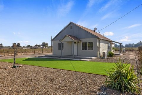 Photo of 19247 Third, Stevinson, CA 95374 (MLS # MC25245909)